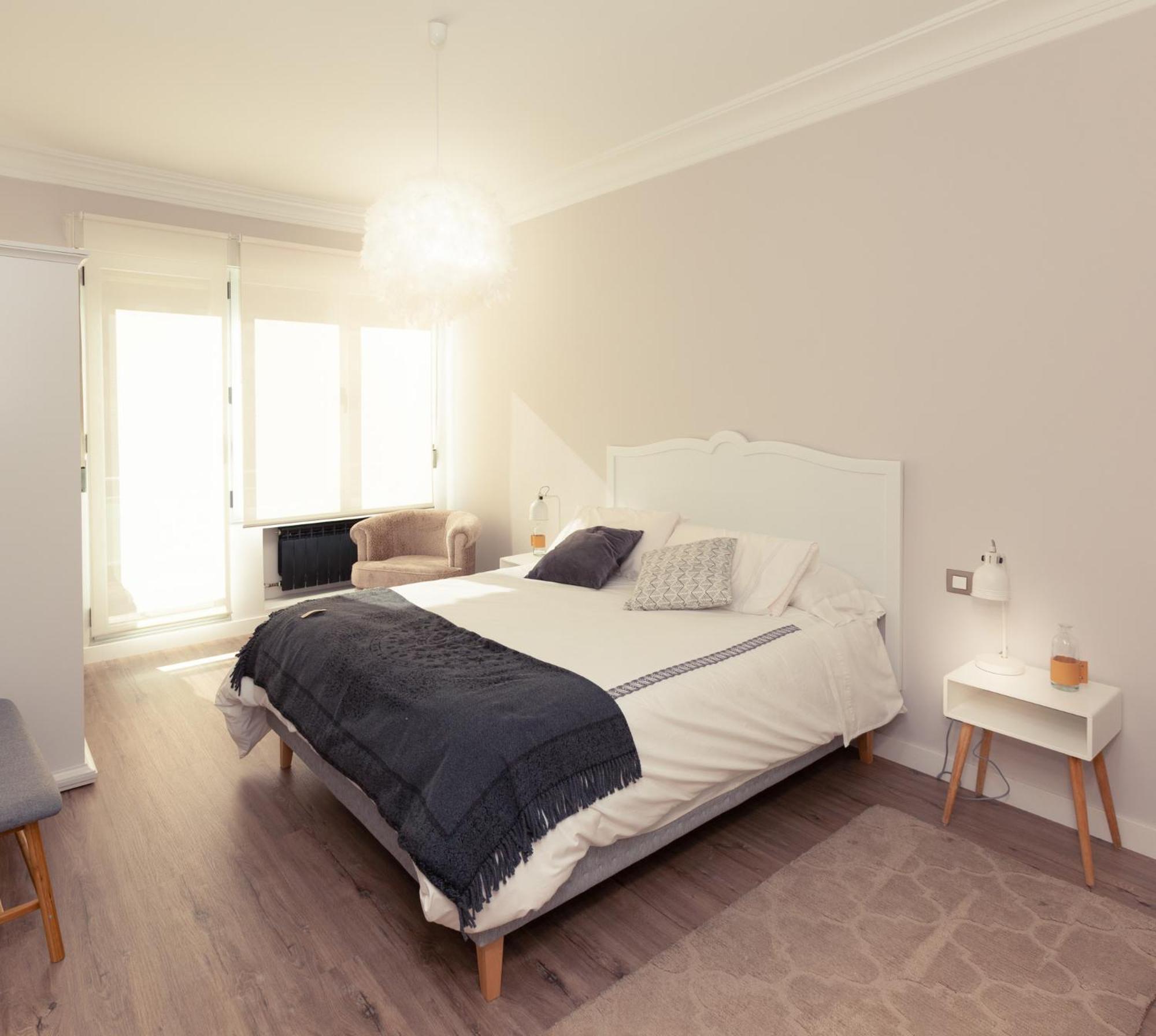 Guardavinas24 Apartment Logrono Luaran gambar