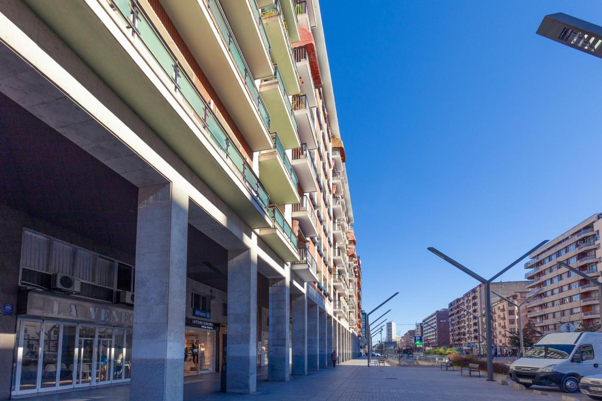 Guardavinas24 Apartment Logrono Luaran gambar