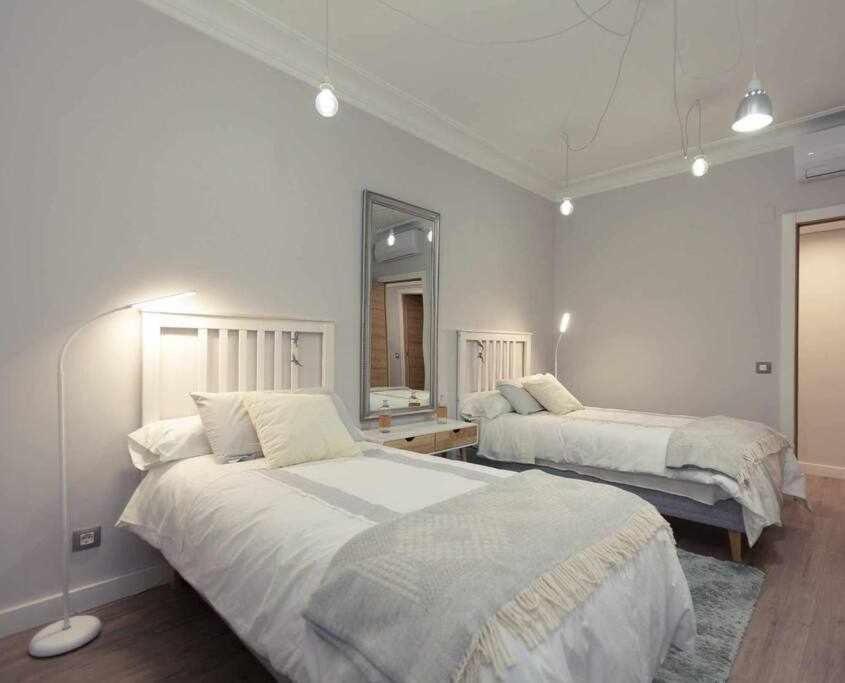 Guardavinas24 Apartment Logrono Luaran gambar